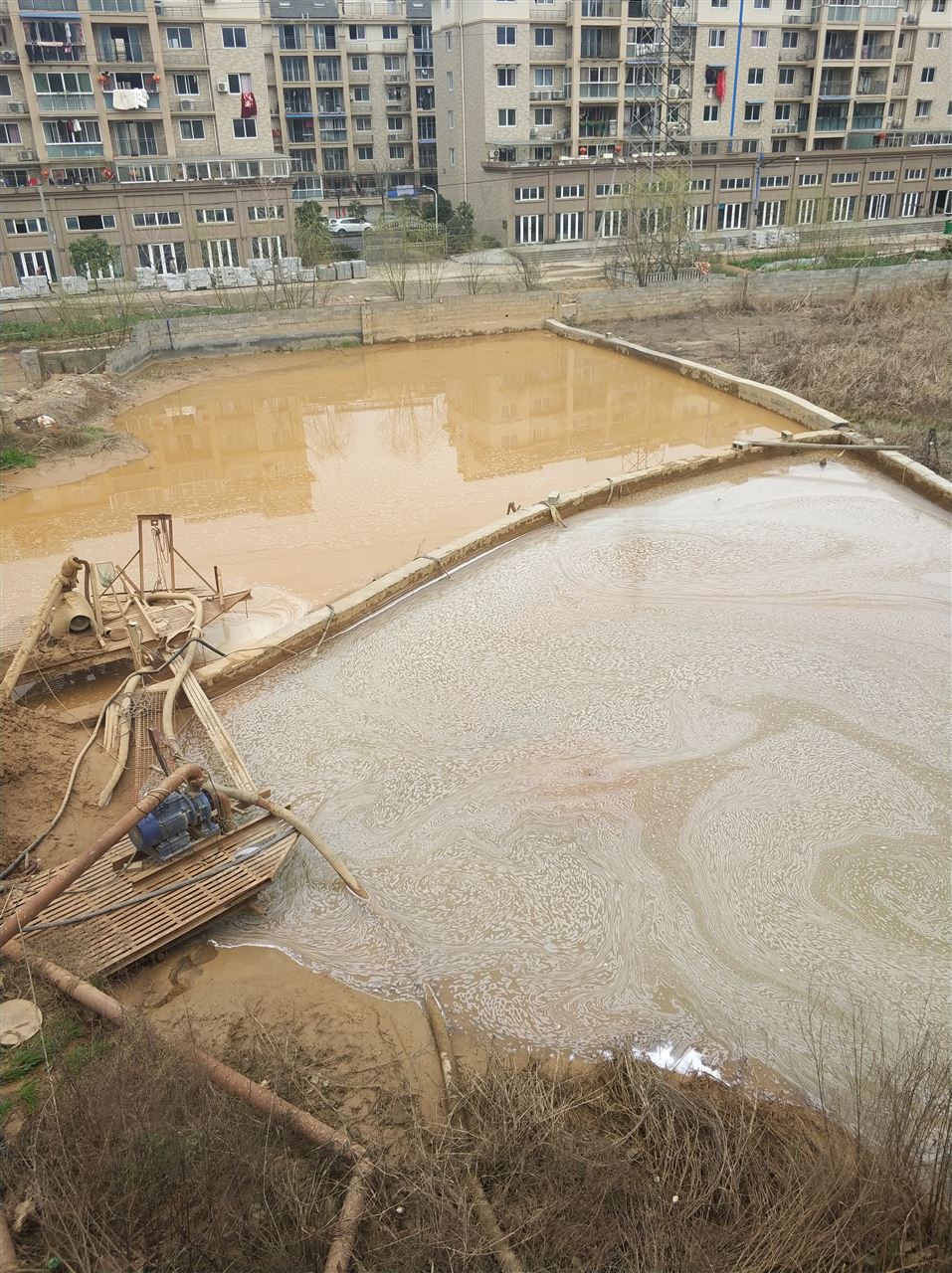 大兴沉淀池淤泥清理-厂区废水池淤泥清淤