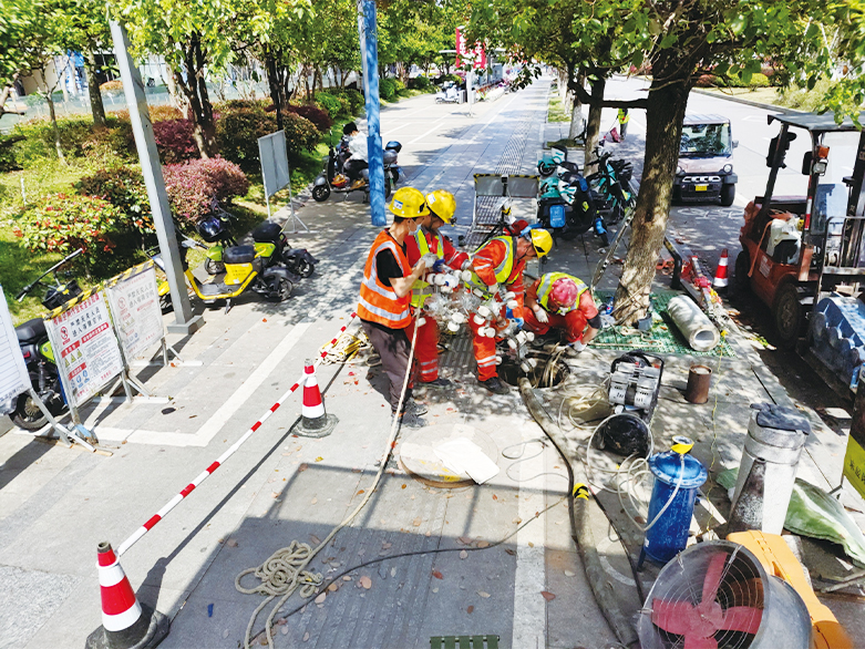  大兴UV-CIPP紫外光固化修复